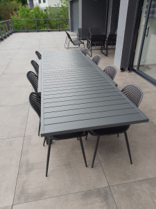 Photo de galerie - Montage d'une table