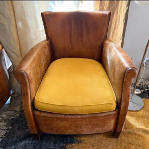 Photo de galerie - Bonjour je vous propose mes services de tapissier rénovation de vos fauteuil chaise banquette cordialement