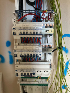 Photo de galerie - Création d’un tableau électrique dans un appartement en rénovation avec passage du consuel 