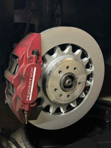Photo de galerie - Remplacement disques et plaquettes avants sur 308 gti 272 ch 