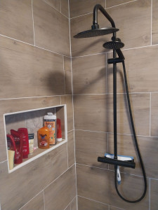 Photo de galerie - Création de salle de bain.