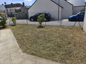 Photo de galerie - Après avoir passer la débroussailleuse.