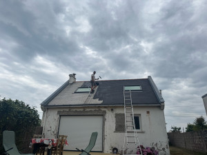 Photo de galerie - Remise de peinture sur toiture