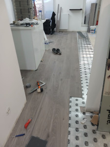 Photo de galerie - Poser parqeut pvc