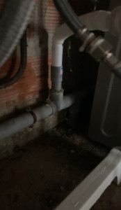 Photo de galerie - Évacuation chauffe eau défectueux 
