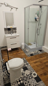 Photo de galerie - Installer WC  semi-broyeur 