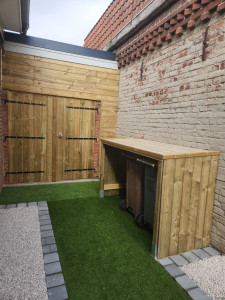 Photo de galerie - -Création de la porte de garage
-Pose du bardage autour de la porte du garage
-Création de l’abri poubelles