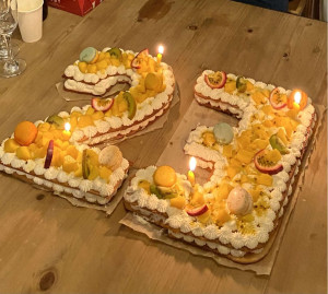 Photo de galerie - Number cake anniversaire 