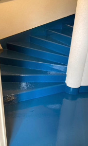 Photo de galerie - Peinture sur escalier 