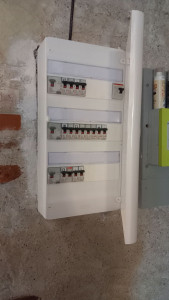 Photo de galerie - Remise aux normes électriques , suppressions de fusibles et remplacer par des disjoncteurs, et disjoncteurs diff par rang
