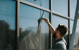 Photo de galerie - Nettoyeur de vitres