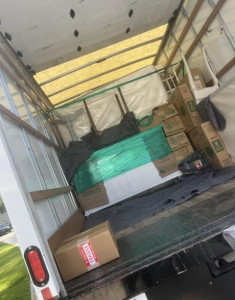 Photo de galerie - Camion de demenagmement 