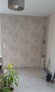 Photo de galerie - Pose de papier en cours!