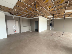 Photo de galerie - Peinture sur du mur neuf bureaux 