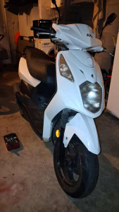 Photo de galerie - Redémarrage, diagnostic et recherche éventuel de pannes 
le scooter était en bonne état mais n'avait pas démarré depuis quelques années 