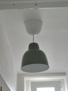 Photo de galerie - Installation luminaire en suspension 