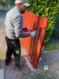 Photo de galerie - Mise en peinture ( volet, portail, dessous de toit, planche de rive )