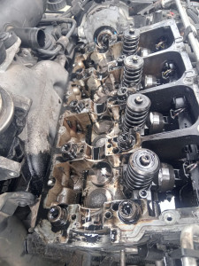 Photo de galerie - Remplacement poussoirs golf 5.