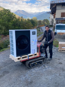 Photo de galerie - Pose d’une pompe à chaleur, accès difficile