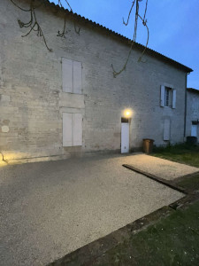 Photo de galerie - Remise en état d’un devant de maison. APRÈS 