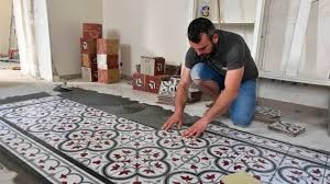 Photo de galerie - Pose carrelage, faience, zelige, enduit, pose joint epoxy, margelle piscine, carrelage piscine, crédence cuisine, carrelage salle de bain, carrelage wc