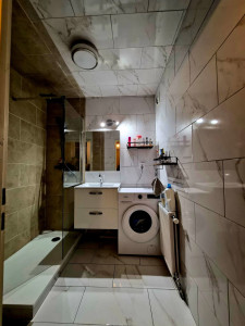 Photo de galerie - Rénovation de toute salle de bain  
