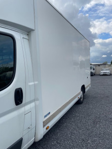 Photo de galerie - Camion Peugeot Boxer plancher bas de 22m3