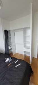 Photo de galerie - Montage d'un dressing 