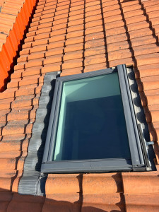 Photo de galerie - Nettoyage de velux 