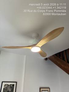 Photo de galerie - Installation d’un ventilateur de plafond. 