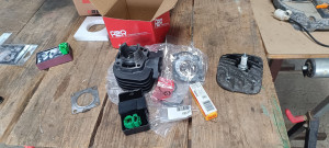 Photo de galerie - Changement moteur scooter mobylette 50,125cc 2t 