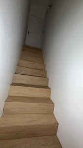 Photo de galerie - APRÈS / revêtement escalier 