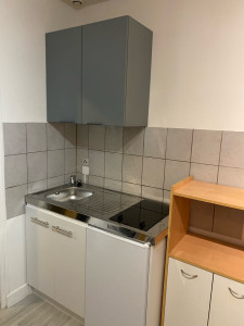 Photo de galerie - Installation complète de kitchenette + création et débranchement d’arrivée d’eau et d’évacuation 