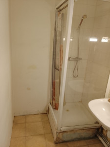 Photo de galerie - Grandir un back a douche de 80ctm a 140mt   Avent 