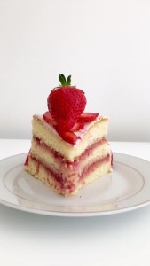 Photo de galerie - Gâteau fraises 