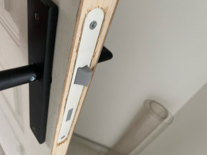 Photo de galerie - Remplacement serrure porte intérieur 