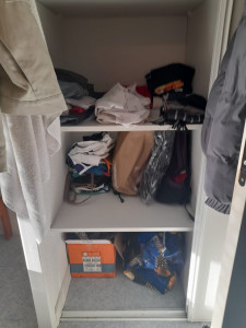 Photo de galerie - Dressing après 