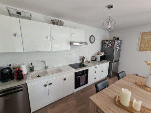 Photo de galerie - Montage cuisine complète, juste évier et meuble évier au depart