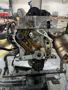 Photo de galerie - Remplacement chaînes distribution moteur N47 BMW