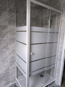 Photo de galerie - Installation d une cabine de douche 