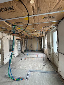 Photo de galerie - Passage de câbles en plafond et sols 