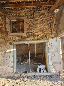 Photo de galerie - Création d'ouverture mur en pierre