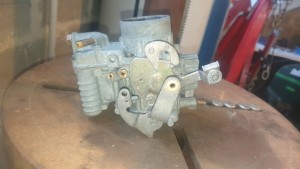 Photo de galerie - Carburateur 2cv après nettoyage 