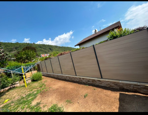 Photo de galerie - Un mure de séparation digne de se nom