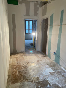 Photo de galerie - Rénovation Sol Travertin