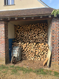 Photo de galerie - 7 stères de bois ranger chez un client 