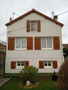 Photo de galerie - Pause de volets battant avec installation de gond 