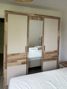 Photo de galerie - Montage d'une armoire