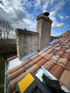 Photo de galerie - Abergement cheminee