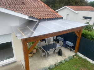 Photo de galerie - Charpente avec polycarbonate 
